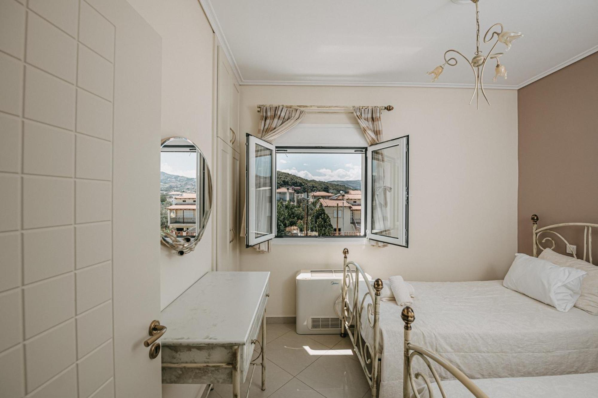 Nereides Luxury Villas Kato Almiri Bagian luar foto